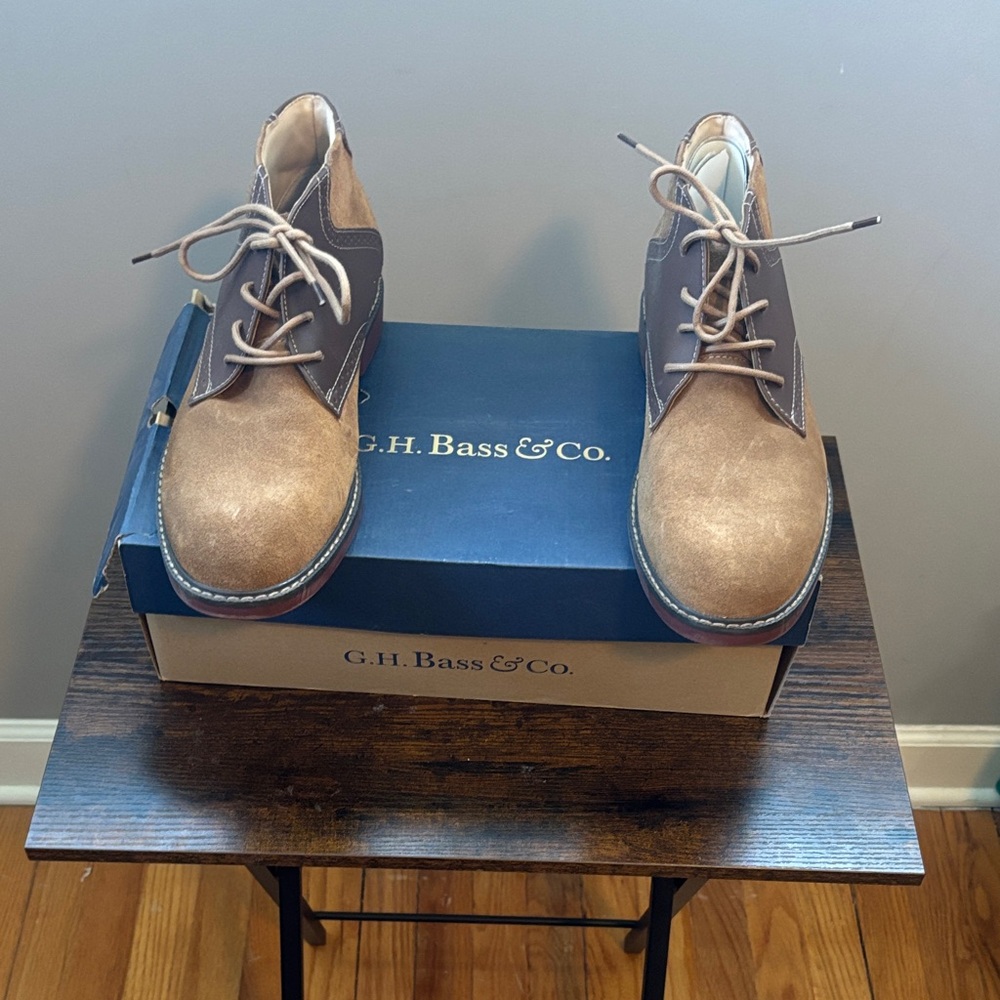 G.H. Bass & Co. Men’s Tan and Dark Brown Suede Chukka Boots